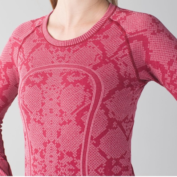 Lululemon Swiftly Tech Long Sleeve Crew 